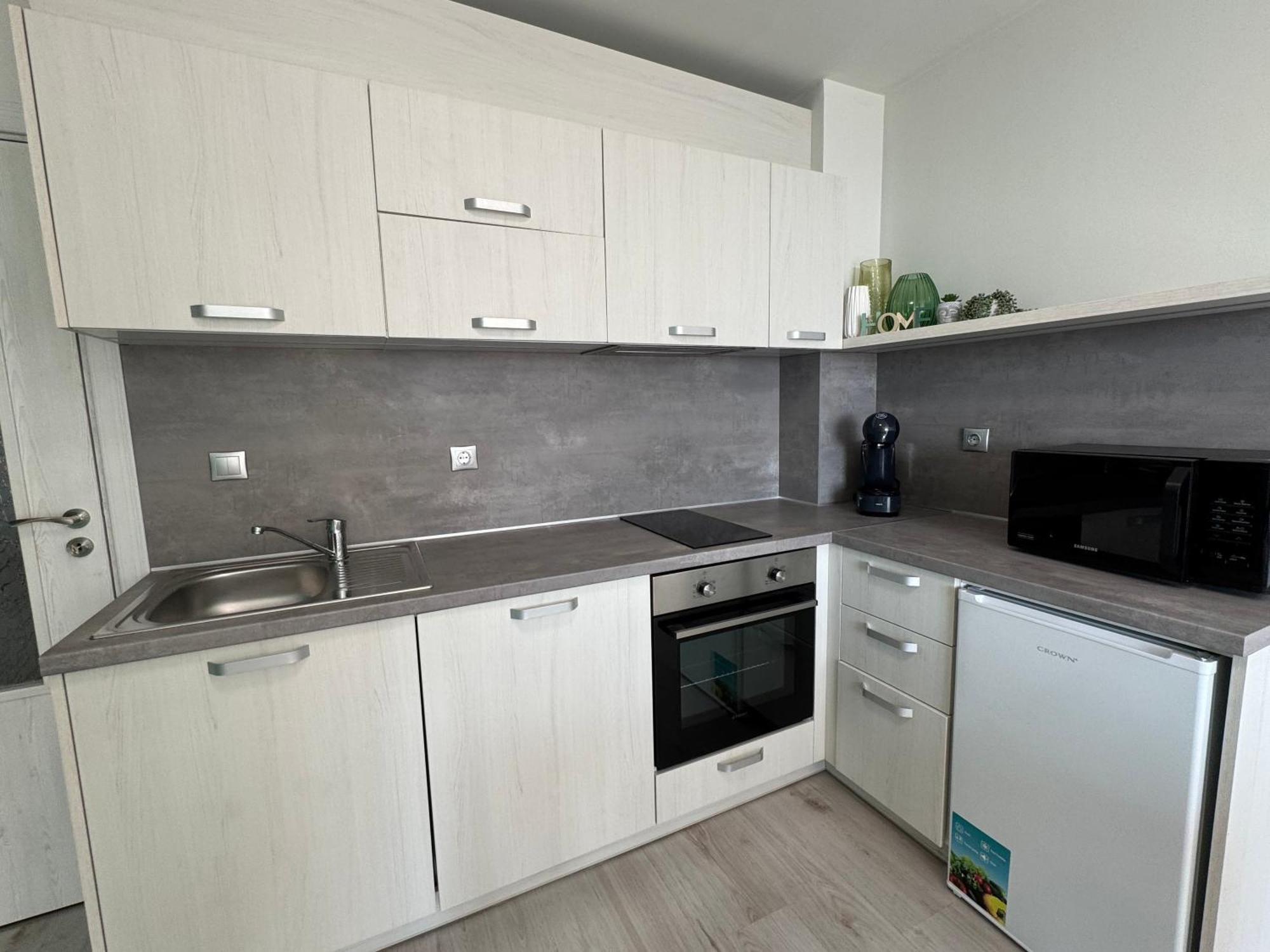 Atea Apartments Kavarna Eksteriør bilde